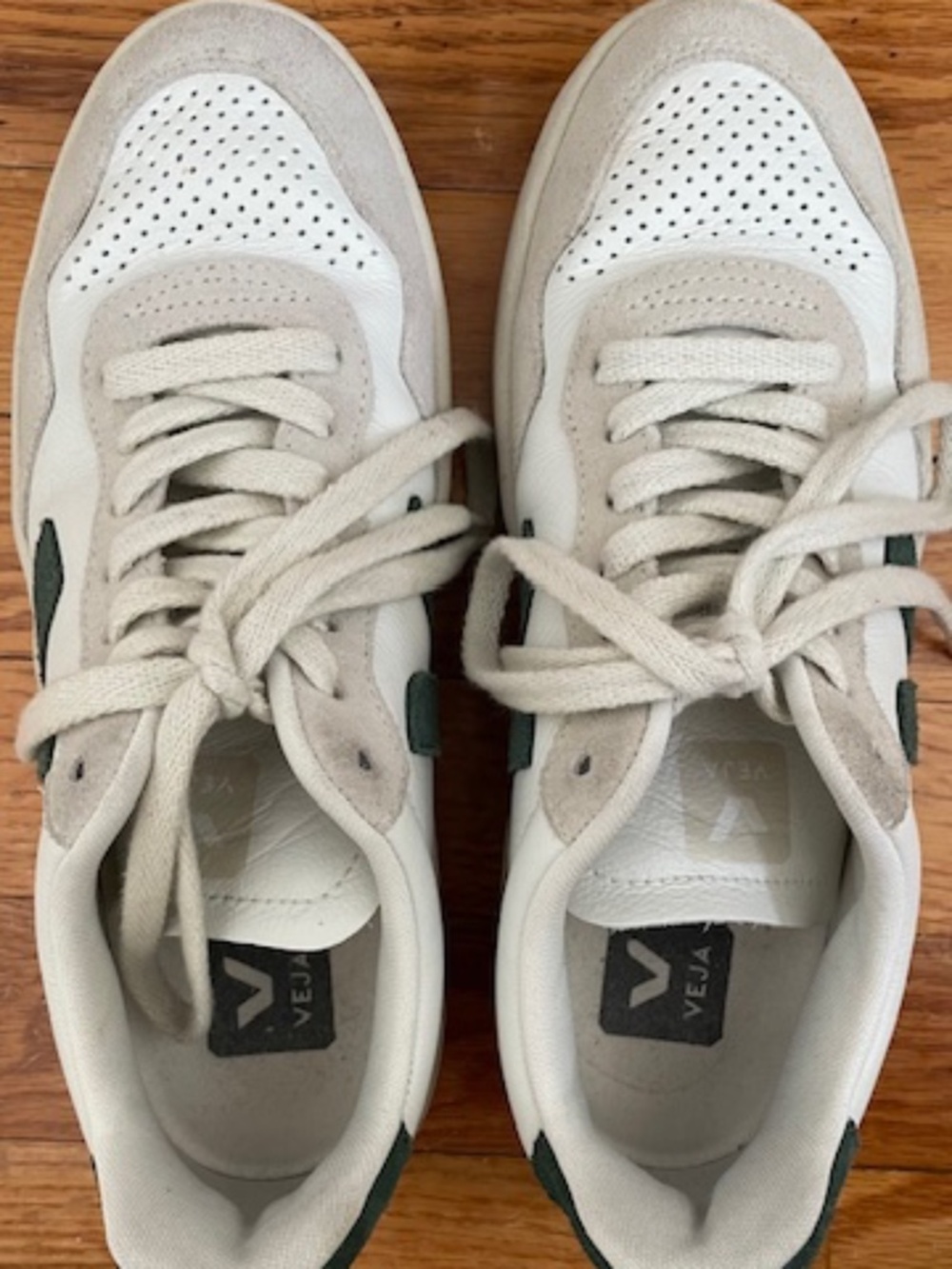 Veja Women's Sneakers